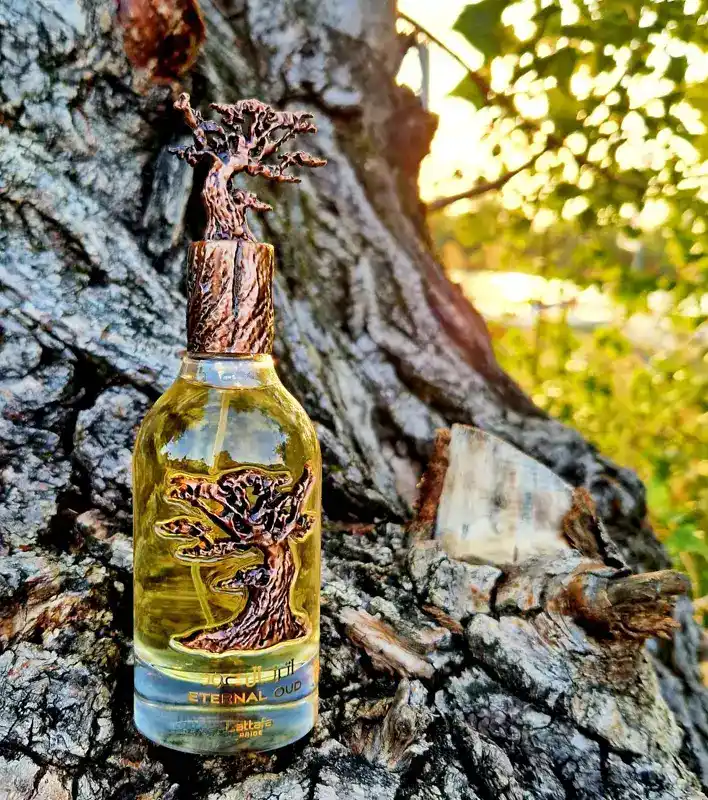Eternal Oud de Lattafa Pride - Perfume Árabe Unisex Elegante y Exclusivo de Dubai (100ml) - Imagen 4
