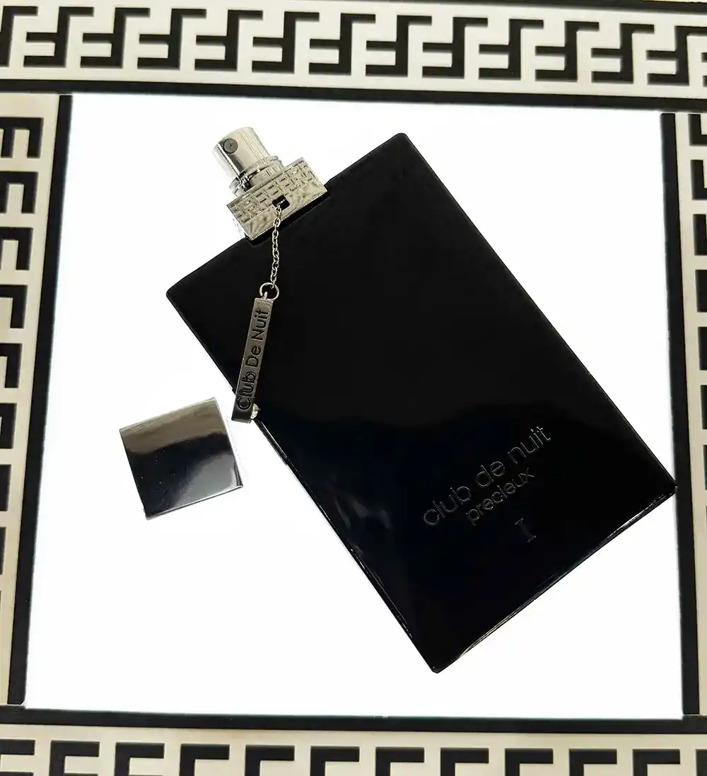 Diseño elegante del frasco Club de Nuit Precieux I