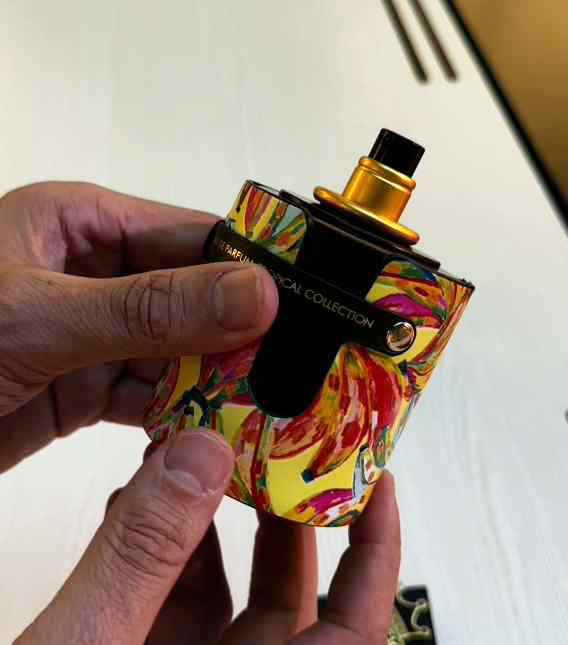 Frasco del perfume Armaf Odyssey BA HA MAS