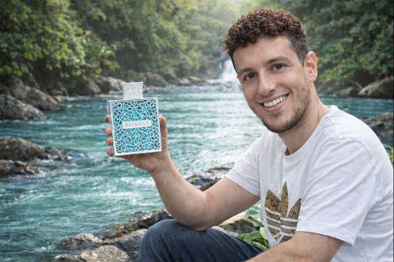 Rayhaan Aquatica fragancia ideal para verano