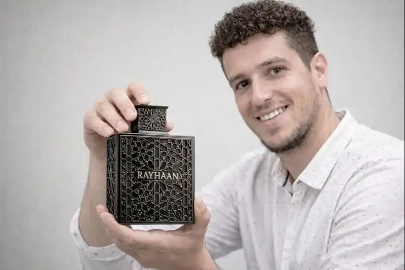 Perfume Rayhaan Obsidian Eau de Parfum 100 ml para hombre