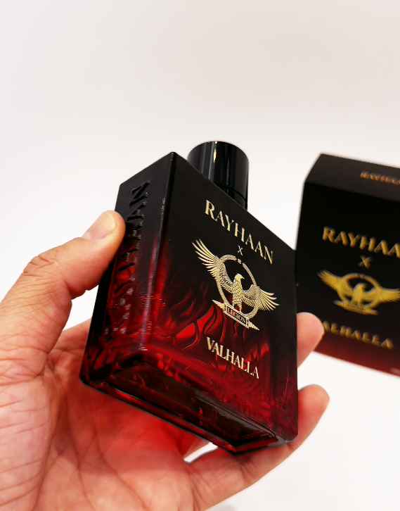 Rayhaan Valhalla con caja original y frasco en primer plano