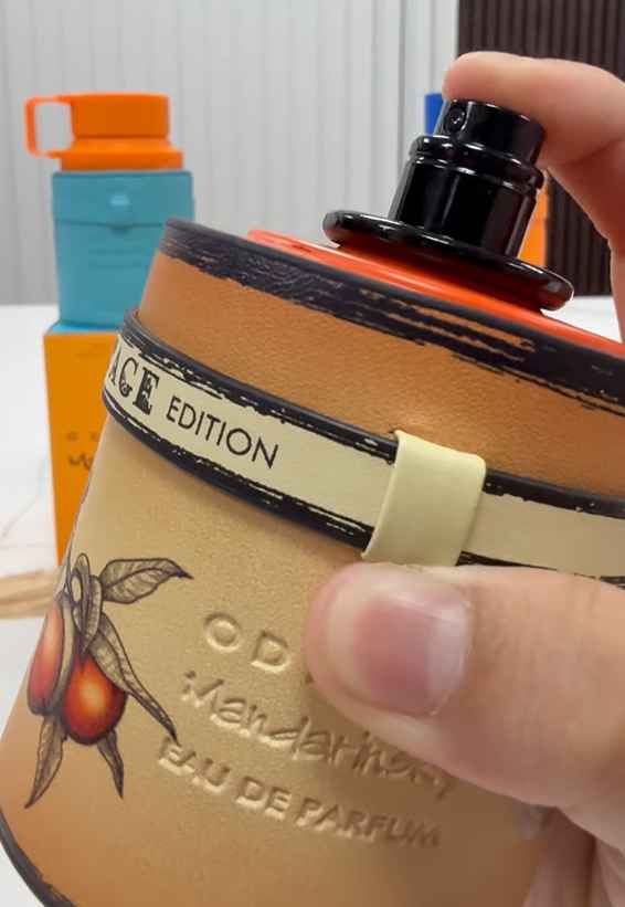 Detalle del vaporizador del frasco ARMAF Odyssey Vintage