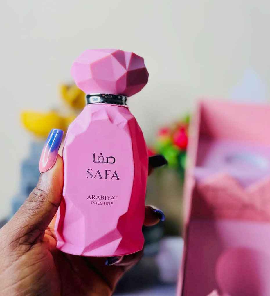 Frasco de Safa Arabiyat Prestige Eau de Parfum para mujer