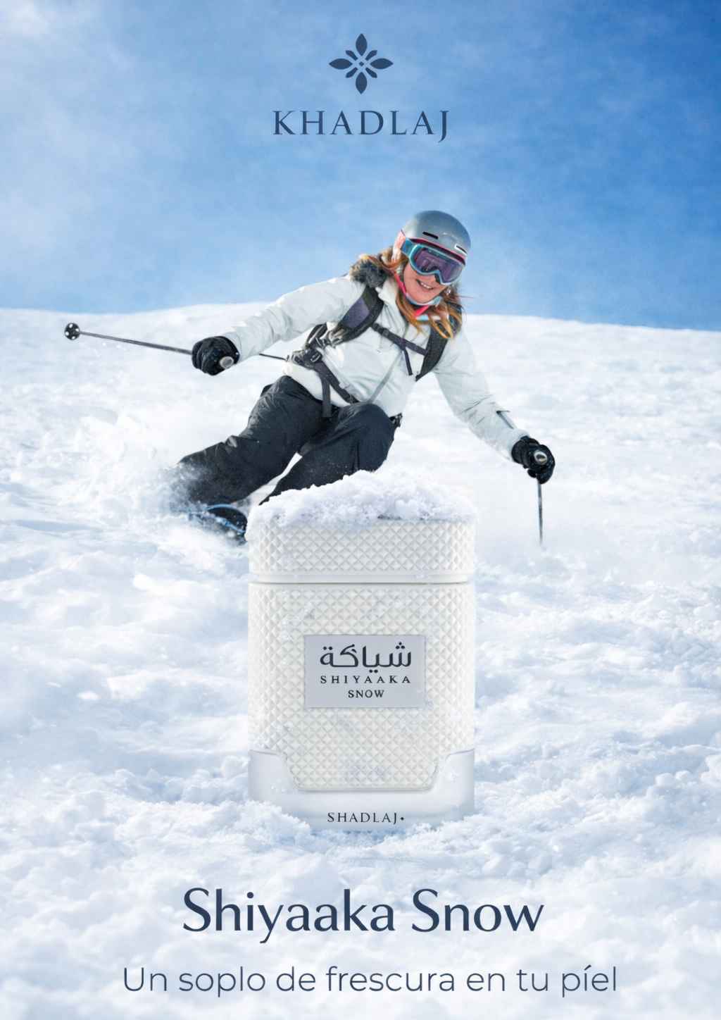 Khadlaj Shiyaaka Snow perfume con modelo masculino en escena lifestyle urbana