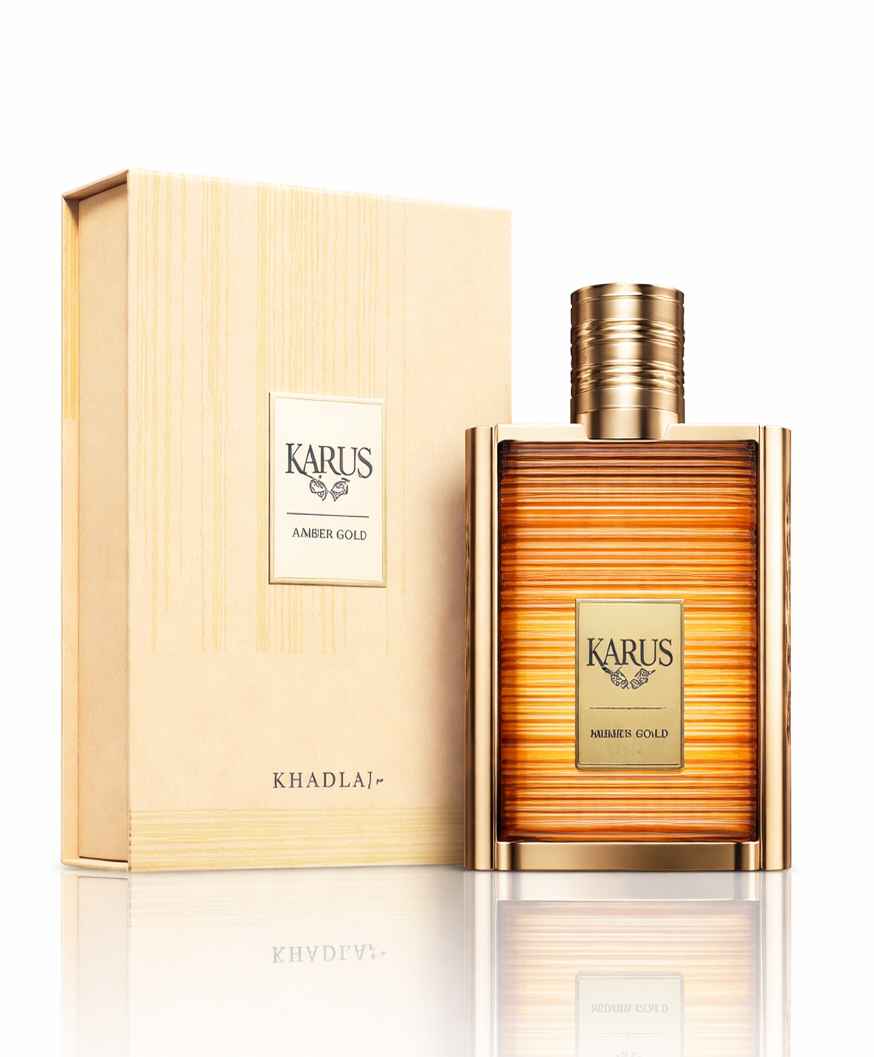 Khadlaj Karus Amber Gold caja original y frasco sobre fondo blanco limpio