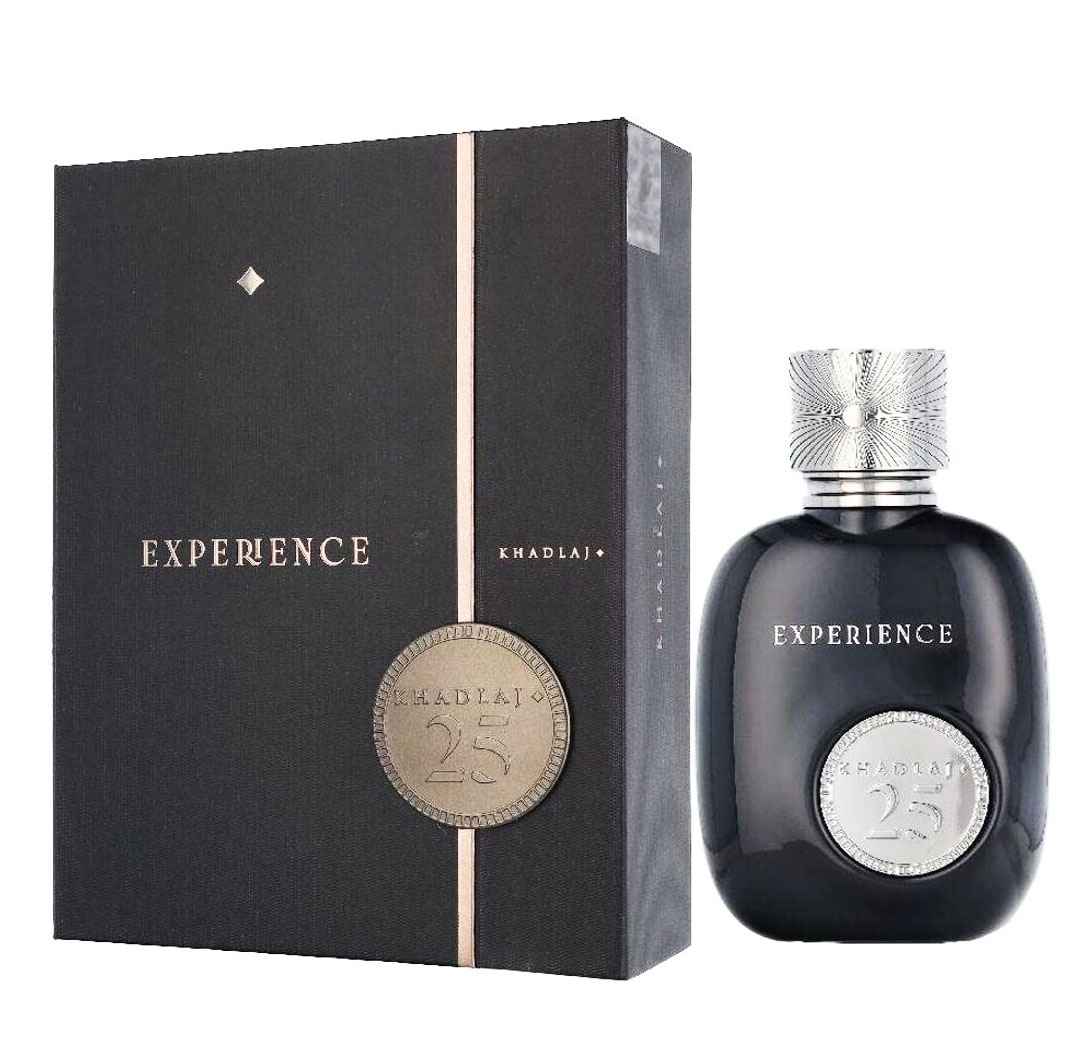 Khadlaj 25 Experience presentación en estudio con caja y botella en imagen limpia