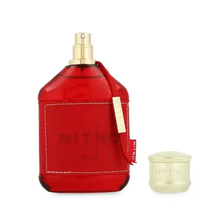 Dumont Nitro Red primer plano del tapón y cristal con reflejos limpios