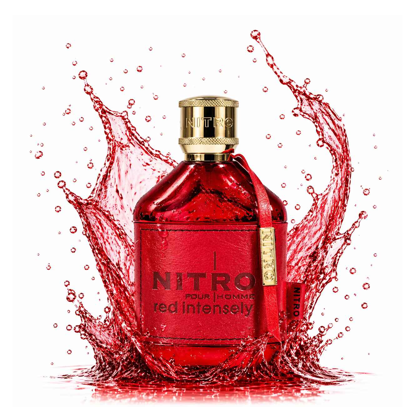 Dumont Nitro Red Intensely frasco con líquido rojo en movimiento sobre fondo claro