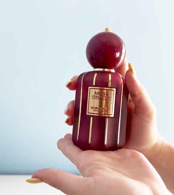 Flavia Scarlet Musk Eau de Parfum cálido y sensual para mujer
