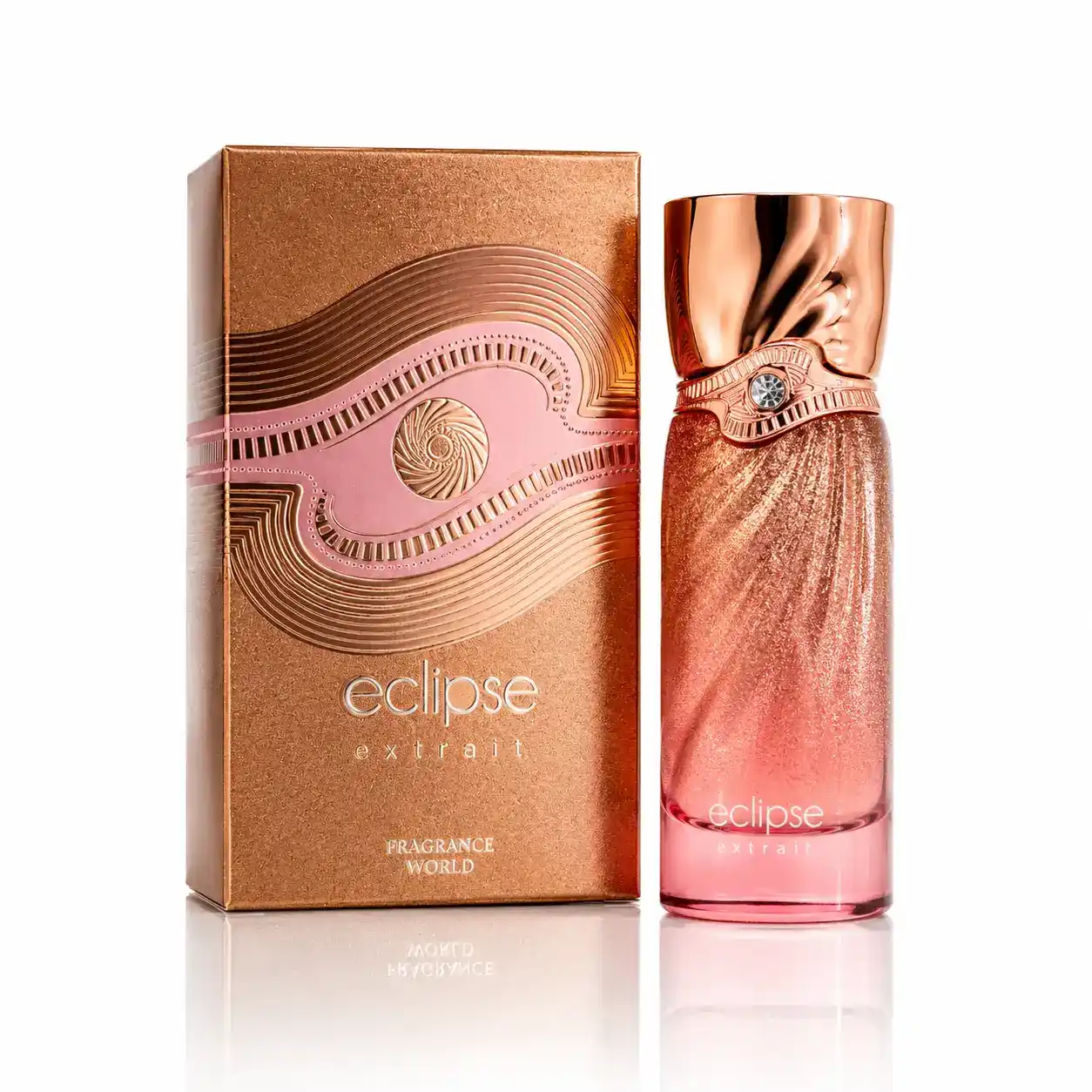 Botella Eclipse Extrait Fragrance World con reflejo sobre cristal