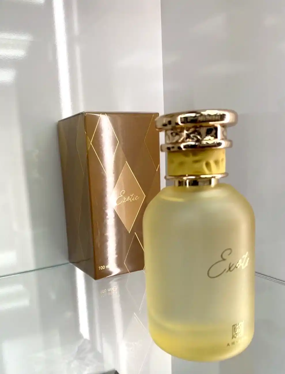 Ahmed Al Maghribi Exotic perfume limpio con bergamota y vainilla suave