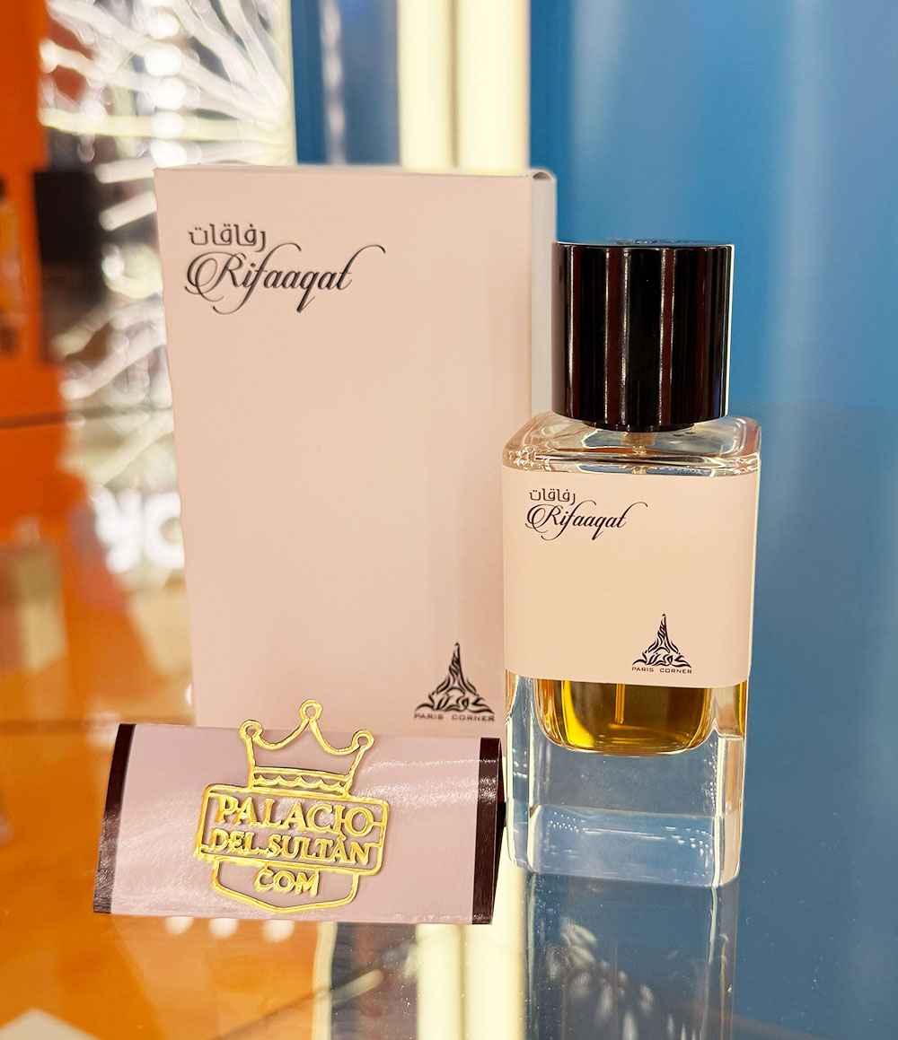 Rifaaqat perfume nicho árabe con vainilla intensa y fondo amaderado sofisticado