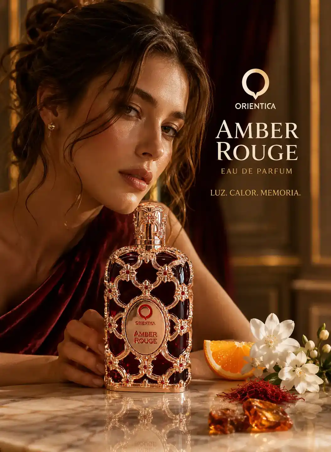 Orientica Amber Rouge con fondo cálido inspirado en el ámbar y el azafrán